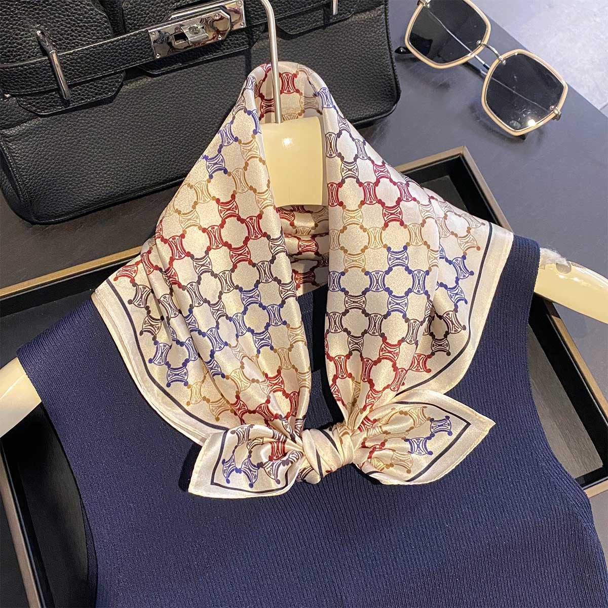 String Symphony | The Geometric Chain Silk Square