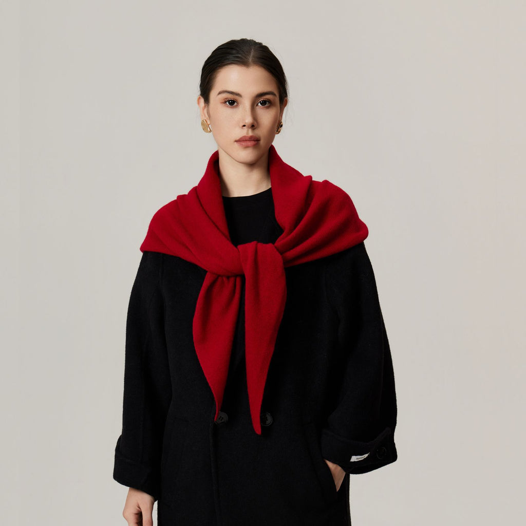 Cozyura™ Wool Blend Triangle Shawl – Thick Knit Warmth with Timeless Elegance