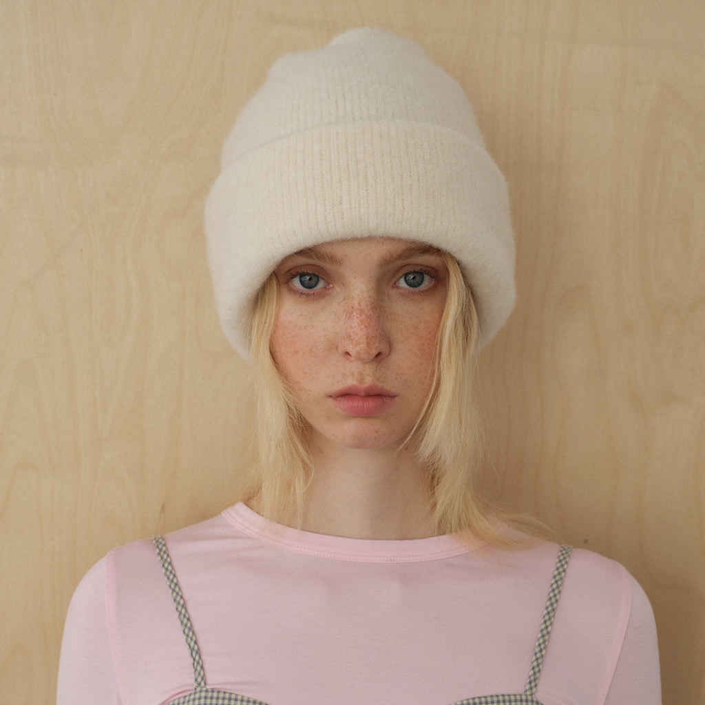 Cozyura™ Wool Blend Beanie – Soft Solid Color Winter Hat