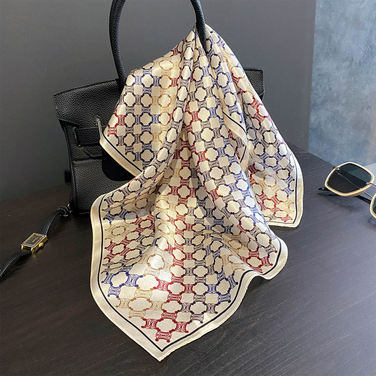 String Symphony | The Geometric Chain Silk Square
