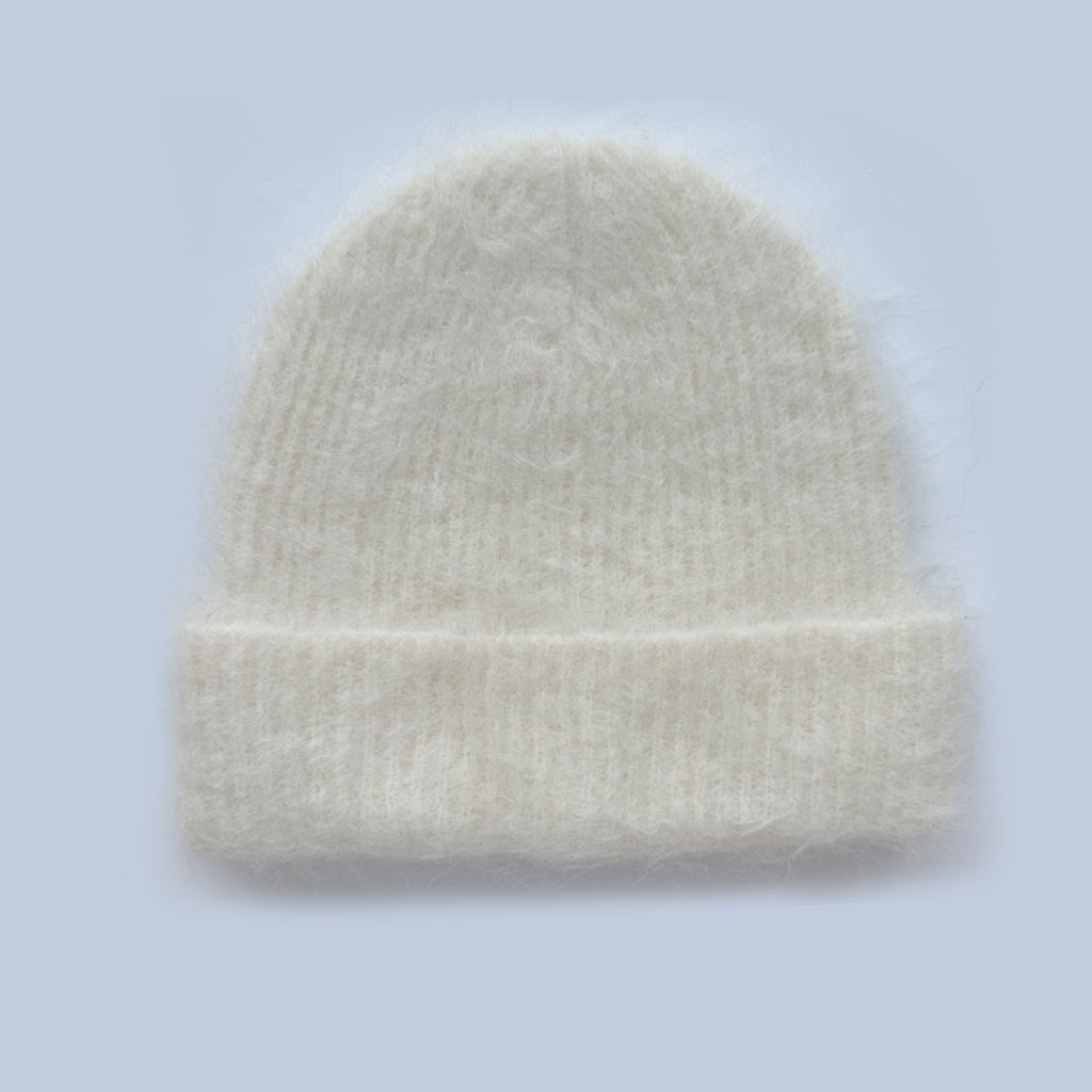Cozyura™ Alpaca Cashmere Beanie – Soft, Fluffy, and Warm Knit Hat