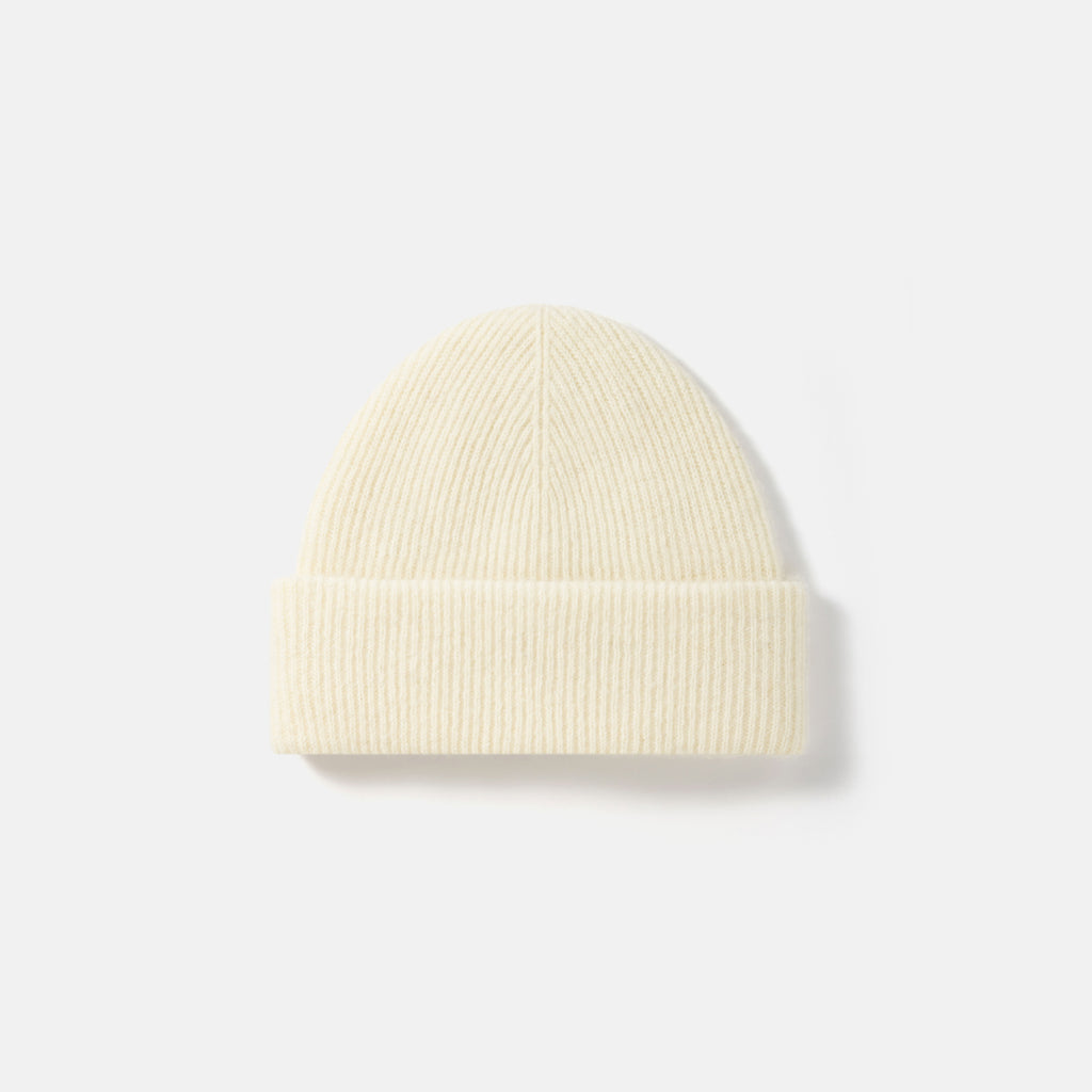 Cozyura™ Cashmere-Blend Wool Beanie – Soft Warmth in Minimalist Style