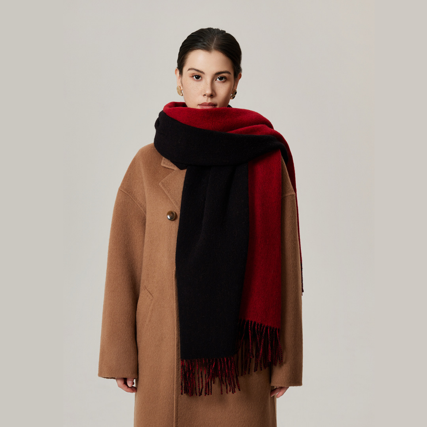 Cozyura™ Oversized Two-Tone Lambswool Scarf – Reversible Soft Wrap for Everyday Warmth