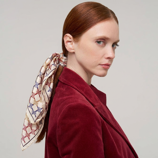 String Symphony | The Geometric Chain Silk Square