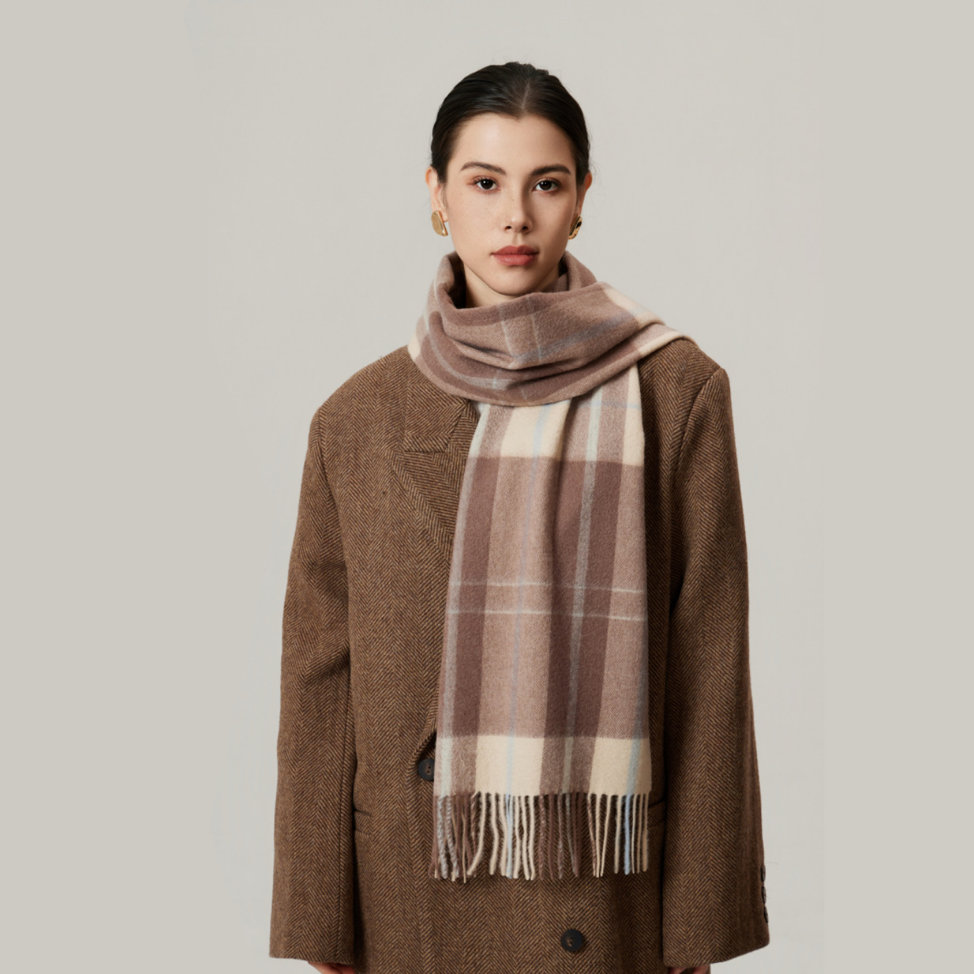 Cozyura™ Cashmere Plaid Shawl – Luxuriously Soft Warmth in Classic Style