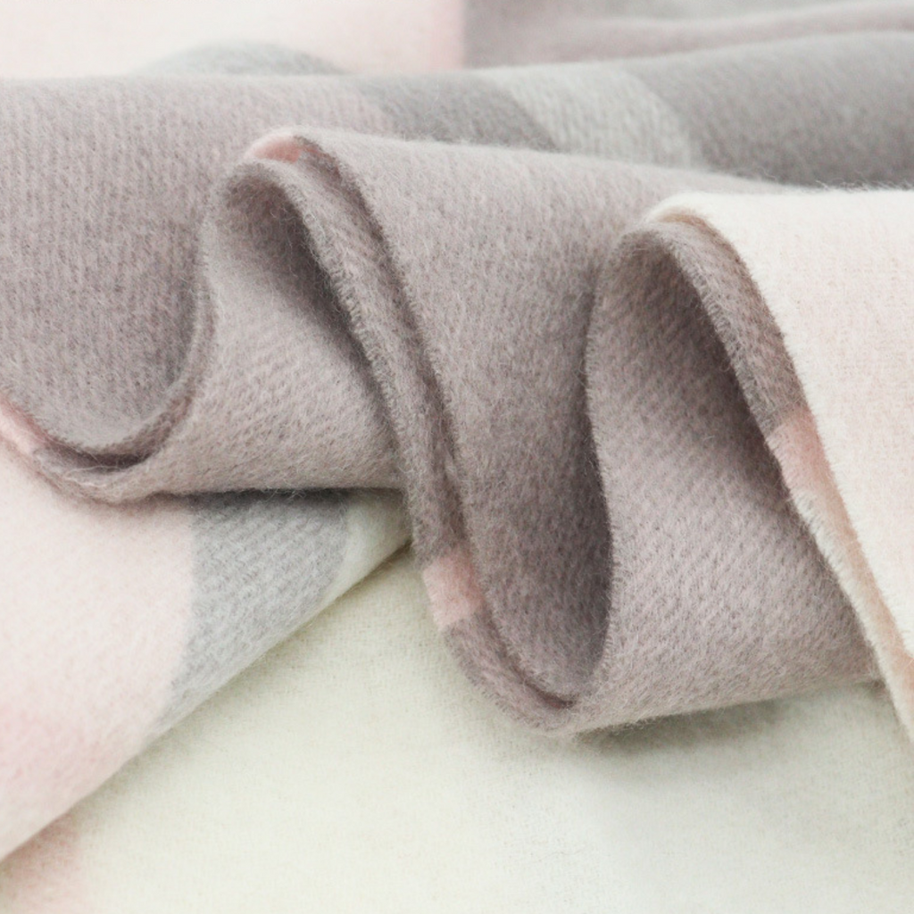 Cozyura™ Dual-Tone Pure Wool Scarf – Handcrafted Softness in Two Shades