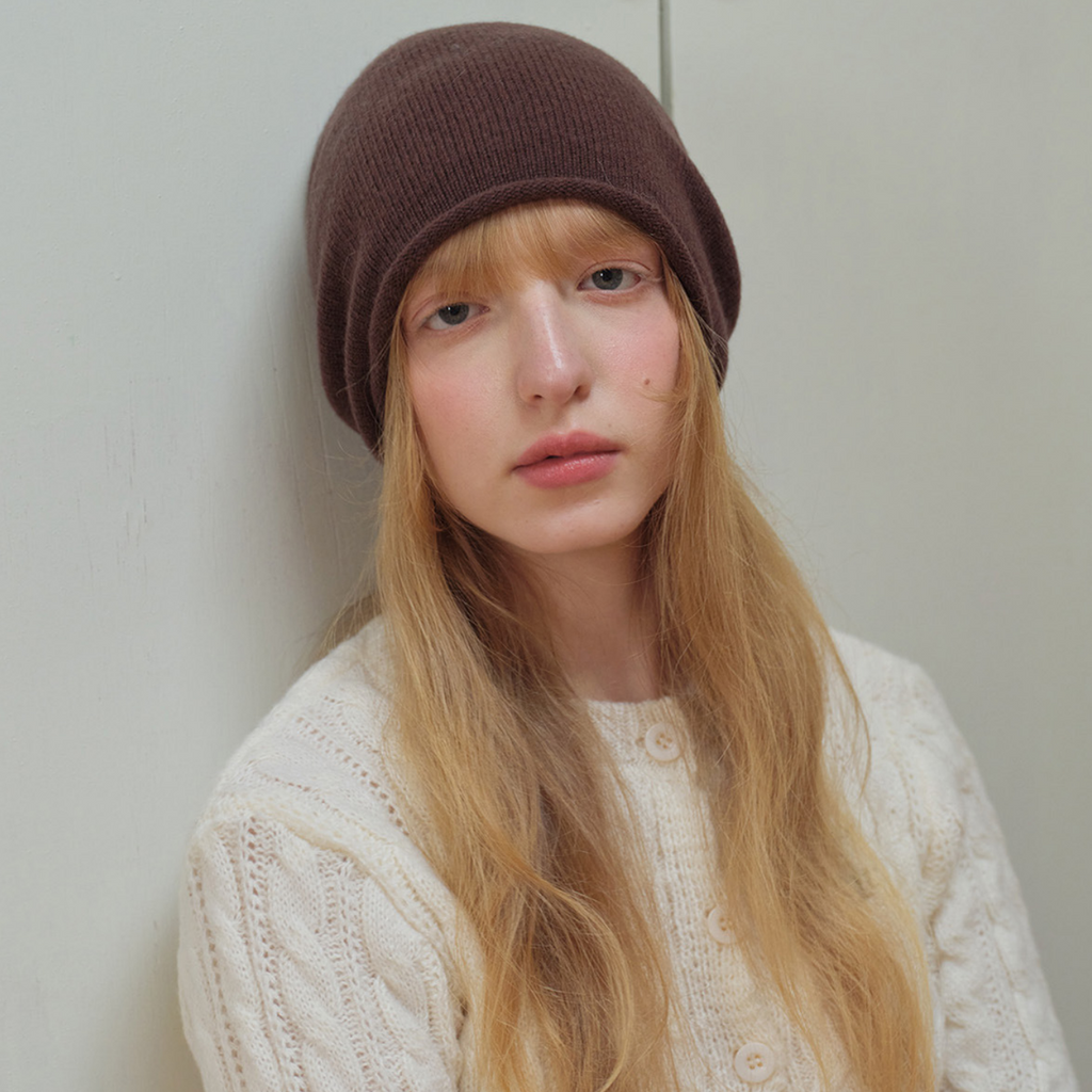 Cozyura™ 100% Australian Wool Beanie – Seamless Fine Knit, Soft Solid Color Hat